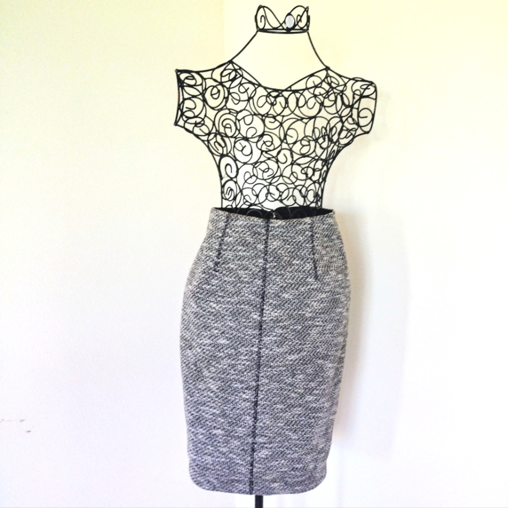 Ann Taylor Tweed I Black Cream | Elastic Waist | Pencil Skirt Size 00